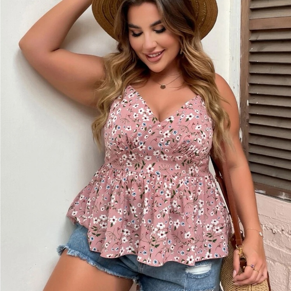 Plus Allover Floral Print Shirred Cami Top